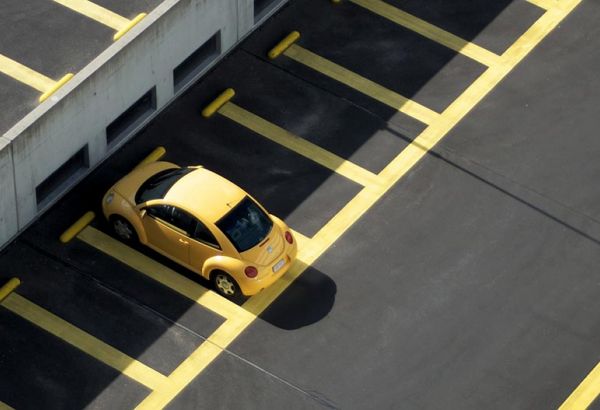 Des places de parking